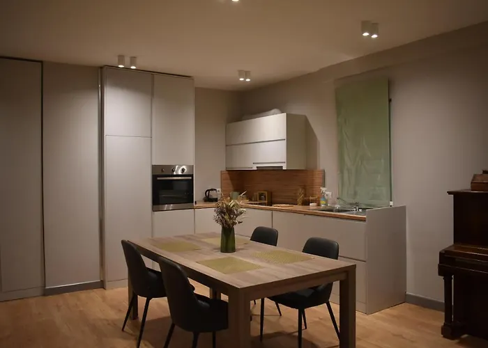 Tam Serviced Shallvaret District Appartement *