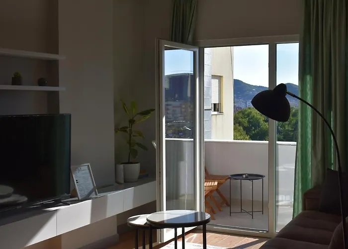 Appartement Tam Serviced Shallvaret District *